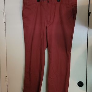 Burgandy Straight leg Hennepin Chino
